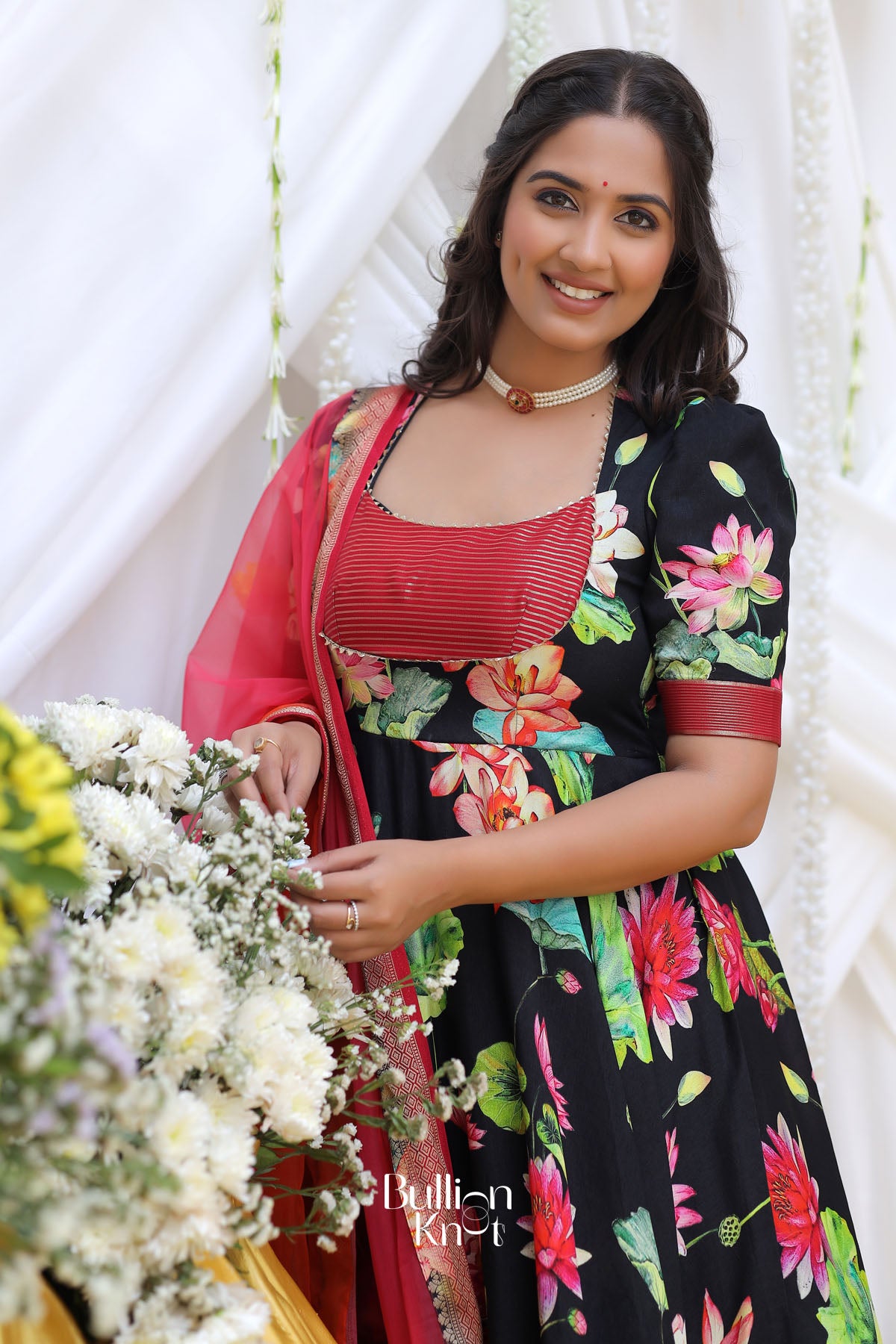 Neera Banarasi Long (Dress) in Black