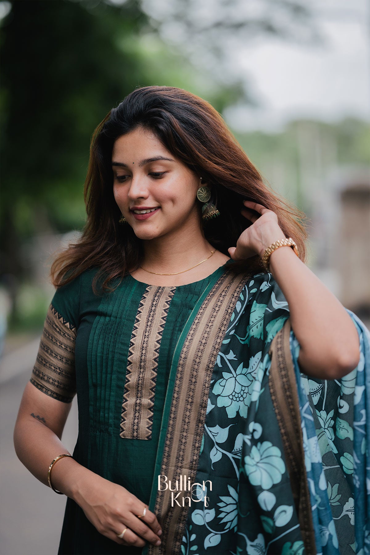 Gaatha Handloom Sharara Set In Green