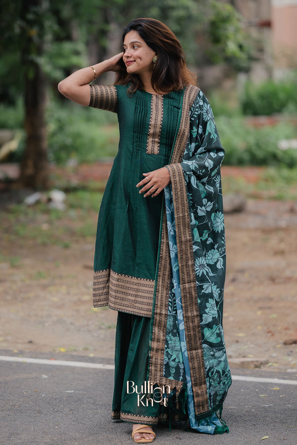 Gaatha Handloom Sharara Set In Green