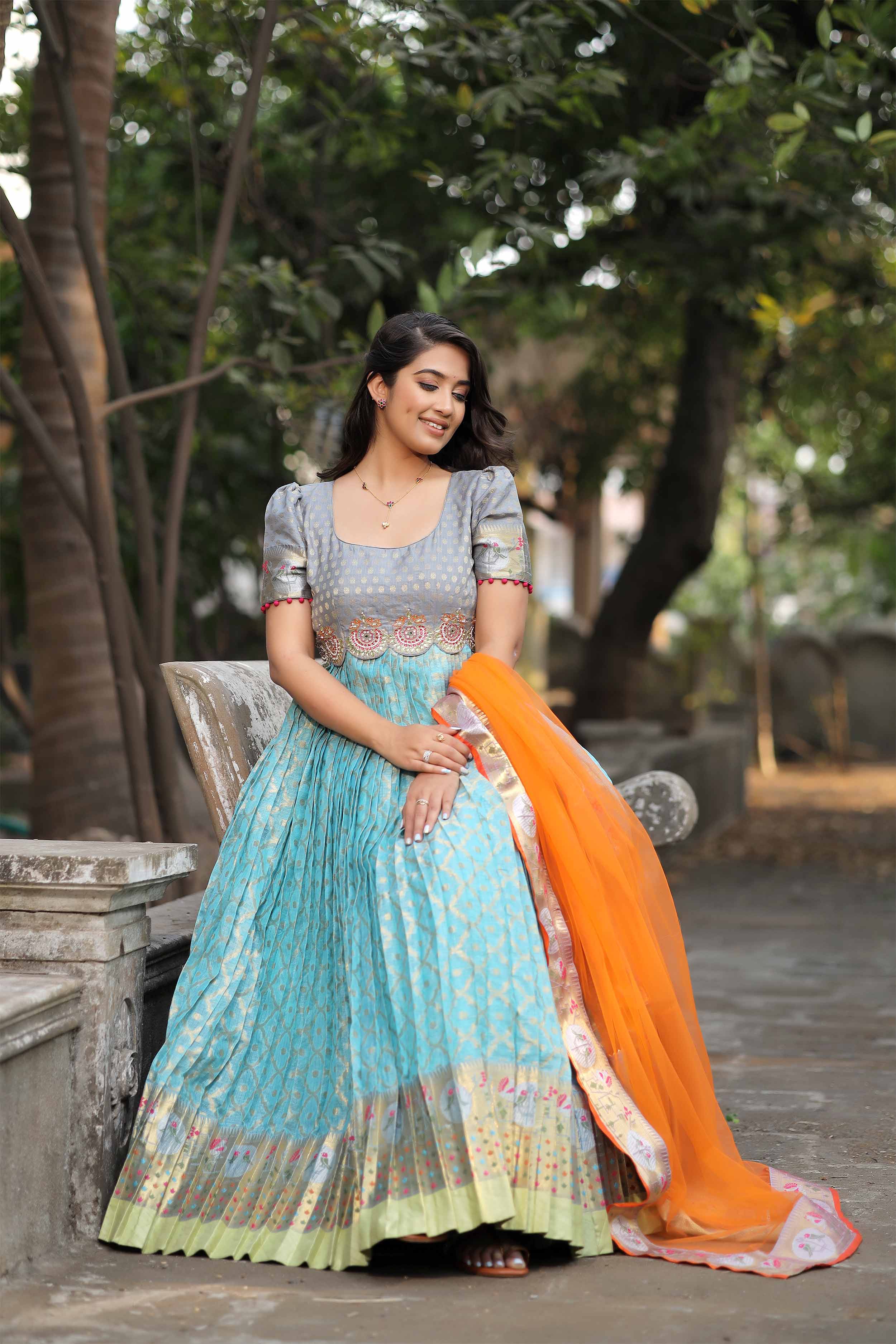 LEMON YELLOW TO PINK OMBRÉ BANARASI ANARKALI GOWN SET WITH AN EMBROIDERED  BODICE PAIRED WITH A SHADED MATCHING BANARASI DUPATTA AND GOLD DETAILS. -  Seasons India