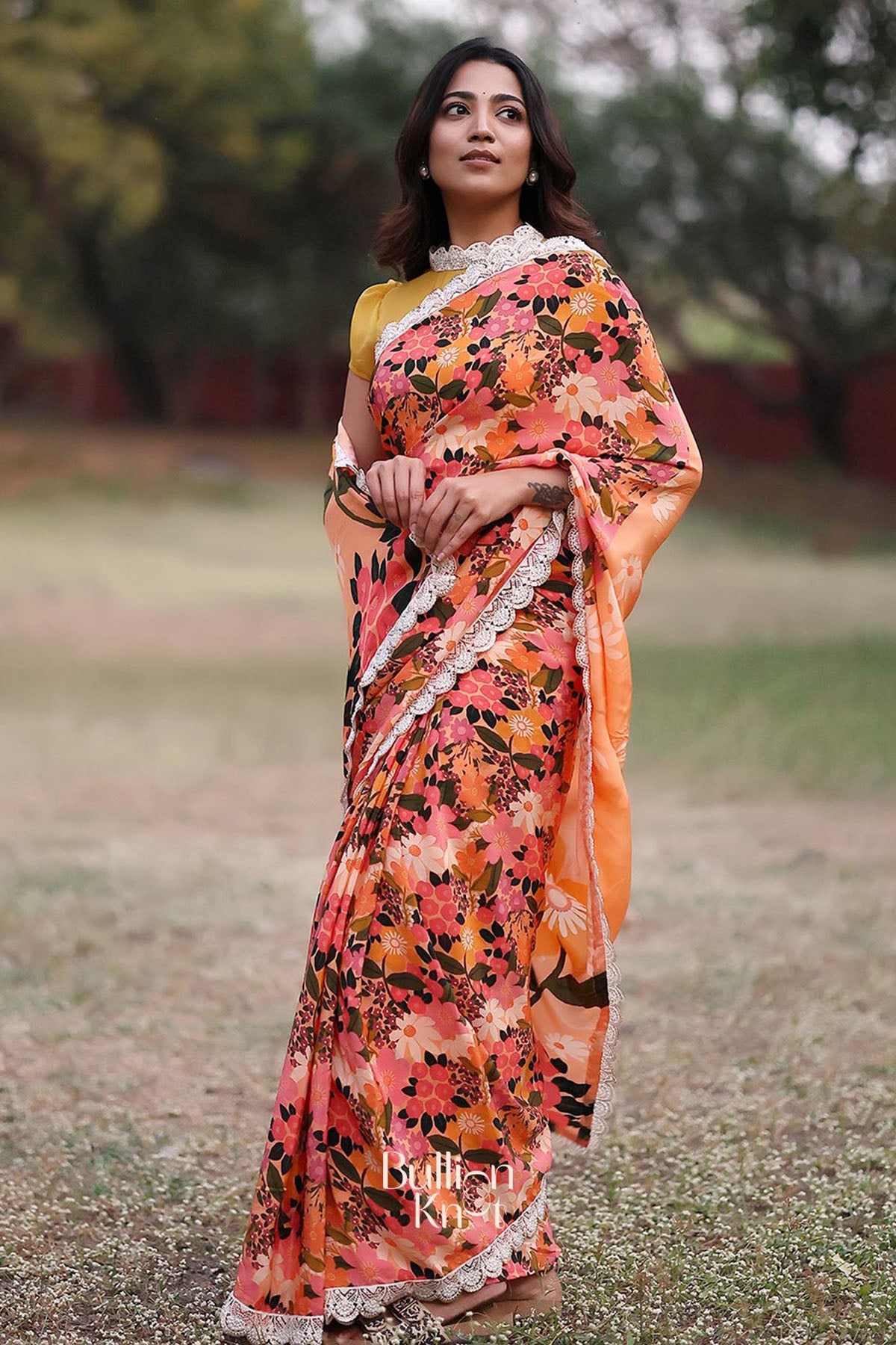 Peach Floral Retro Print Saree