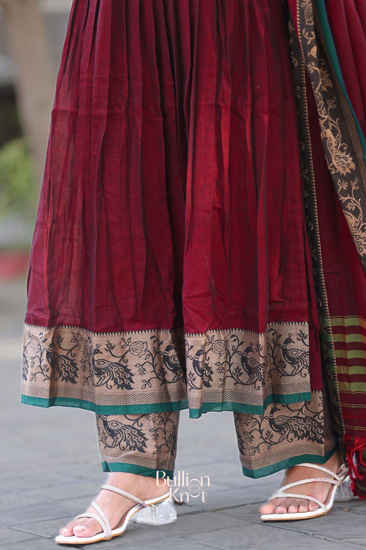 Ruhaana Kurta Set in Maroon