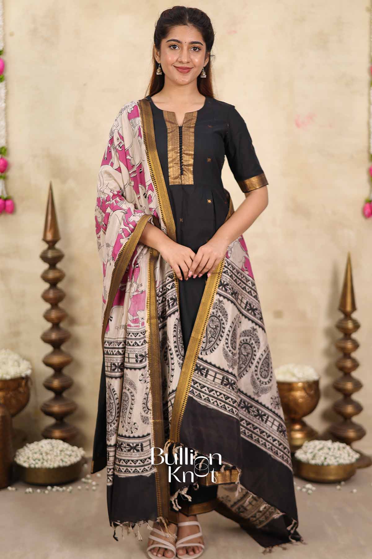 Shyamangi| Black Mangalagauri Kurta Set for Women|Ethnic Wear