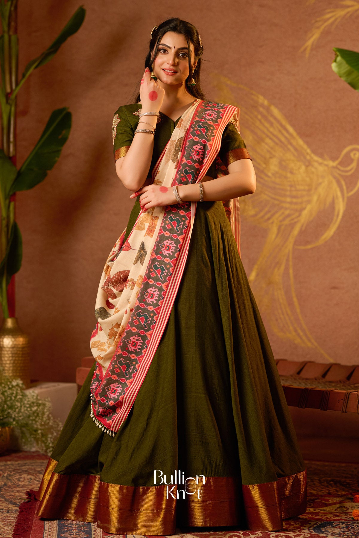 Tithi Handloom Half saree in Mehendi